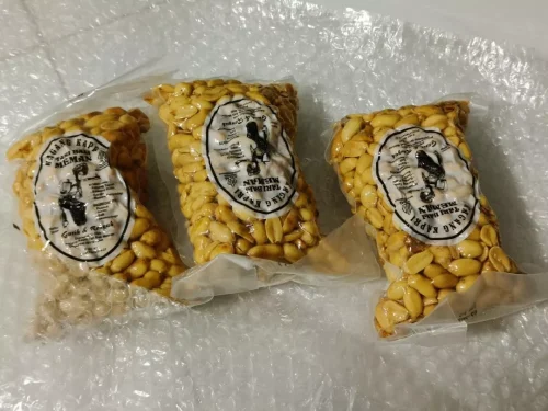 IndoSedap Roasted Garlic Peanut (Kacang Kapri Bali) 300g x2 Twin Pack | Authentic Indonesian Crunchy Snack photo review